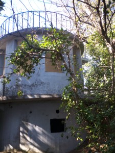 Ruine auf der Insel. Ist das vielleicht ein Ausguck?